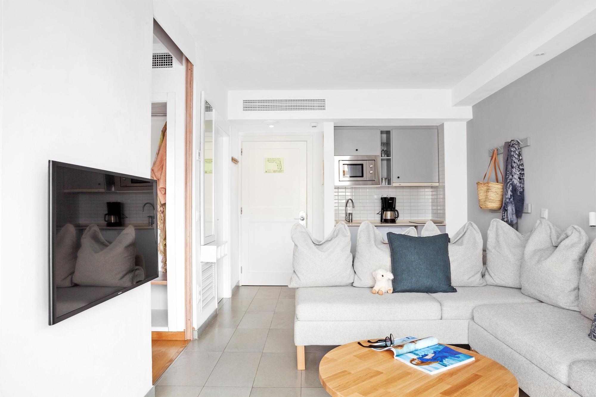 Hipotels Cala Bona Hotel 4*