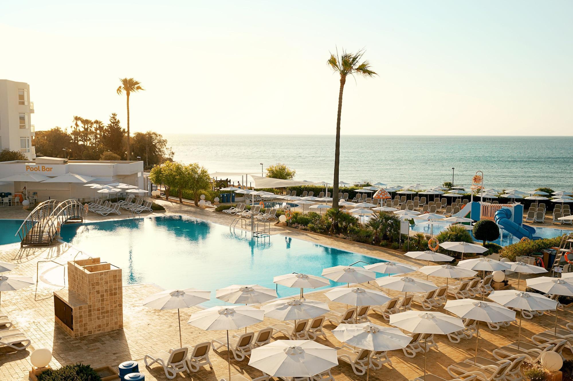Hipotels Cala Bona